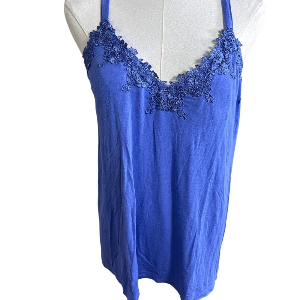 Soma Intimates Womens Medium Blue Lace Trim Camisole Sleep Top Adjustable Straps